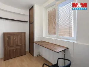 Prodej bytu 2+1, Praha, K louži, 46 m2