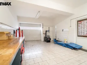 Prodej obchodního prostoru, Drásov, 300 m2