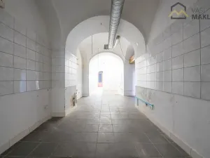 Prodej vícegeneračního domu, Ledeč nad Sázavou, Husovo náměstí, 525 m2