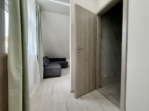 Pronájem bytu 2+kk, Praha - Žižkov, Na Jarově, 35 m2