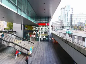 Pronájem obchodního prostoru, Praha - Krč, Olbrachtova, 200 m2