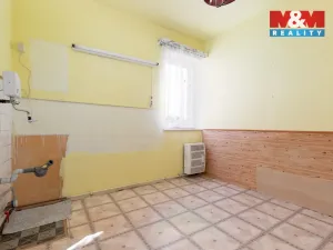 Prodej atypického bytu, Krnov - Pod Bezručovým vrchem, Bezručova, 73 m2