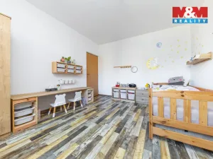 Prodej bytu 3+1, Pohořelice, nám. Svobody, 72 m2