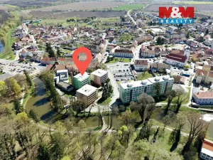 Prodej bytu 3+1, Pohořelice, nám. Svobody, 72 m2