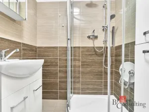 Prodej bytu 3+1, Nová Role, 1. máje, 70 m2