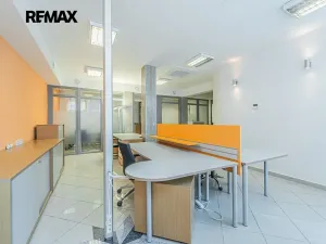 Pronájem kanceláře, Kladno, Osvoboz. pol. vězňů, 183 m2