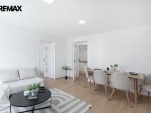 Prodej bytu 3+kk, Meziboří, U stadionu, 70 m2