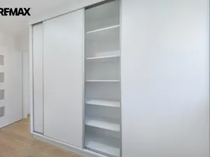 Prodej bytu 3+kk, Meziboří, U stadionu, 70 m2