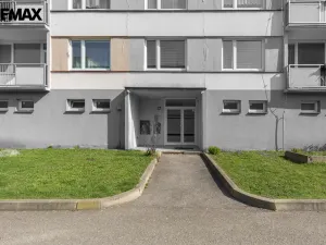 Prodej bytu 2+1, Děčín - Děčín XXXII-Boletice nad Labem, Přímá, 58 m2