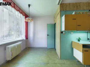 Prodej bytu 2+1, Děčín - Děčín XXXII-Boletice nad Labem, Přímá, 58 m2