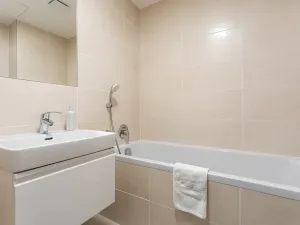 Pronájem bytu 2+kk, Praha - Hlubočepy, Benešova, 53 m2