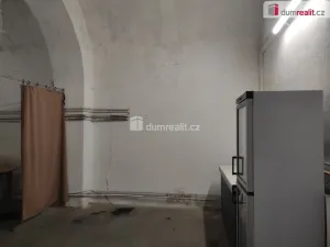 Pronájem komerční nemovitosti, Opava - Předměstí, Vančurova, 500 m2