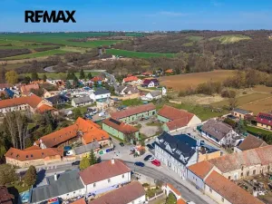 Prodej obchodního prostoru, Chýnice, Karlštejnská, 74 m2