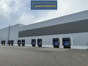 Pronájem skladu, Modřice, 8163 m2