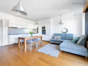 Prodej bytu 3+kk, Praha - Hloubětín, Nademlejnská, 86 m2