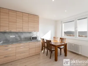 Prodej bytu 3+1, Ústí nad Labem - Severní Terasa, Brandtova, 78 m2