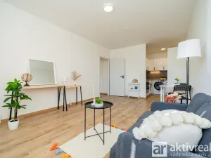 Prodej bytu 2+kk, Mělník, Sportovní, 49 m2