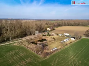 Prodej pozemku, Obříství, Úporská, 4428 m2