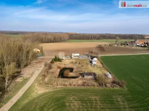 Prodej pozemku, Obříství, Úporská, 4428 m2