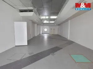 Pronájem obchodního prostoru, Pardubice, Dašická, 155 m2