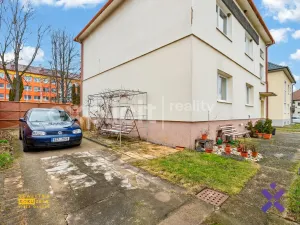 Prodej bytu 3+1, Bánov, 76 m2