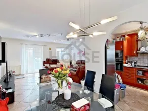 Prodej rodinného domu, Praha - Dolní Počernice, Listopadová, 320 m2