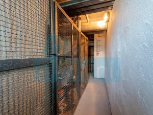 Prodej bytu 1+1, Praha - Troja, Krynická, 29 m2