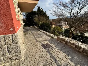 Pronájem bytu 2+1, Liberec - Liberec II-Nové Město, Šafaříkova, 50 m2