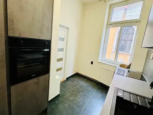 Pronájem bytu 2+1, Aš, Hlavní, 82 m2