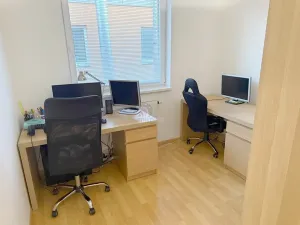 Pronájem bytu 2+kk, Praha - Hloubětín, Slévačská, 46 m2