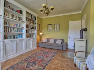 Prodej vily, Chocerady, 340 m2