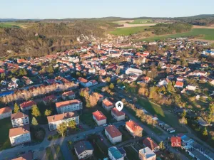 Prodej bytu 2+1, Radnice, Sídliště, 56 m2