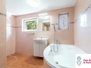 Pronájem rodinného domu, Krakovec, 160 m2