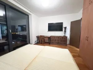 Pronájem bytu 2+kk, Praha, 75 m2