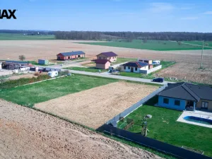 Prodej pozemku pro bydlení, Nechanice, 1004 m2