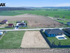 Prodej pozemku pro bydlení, Nechanice, 1004 m2