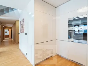 Pronájem bytu 3+kk, Praha - Holešovice, Na Maninách, 110 m2
