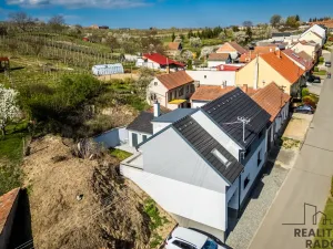 Prodej rodinného domu, Čejkovice, V Sadech, 180 m2