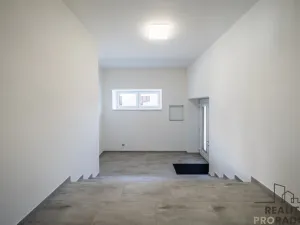 Prodej rodinného domu, Čejkovice, V Sadech, 180 m2