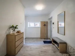 Prodej rodinného domu, Čejkovice, V Sadech, 180 m2