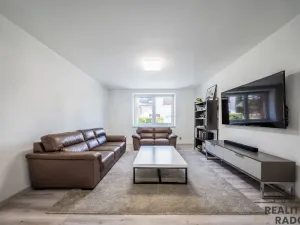 Prodej rodinného domu, Čejkovice, V Sadech, 180 m2