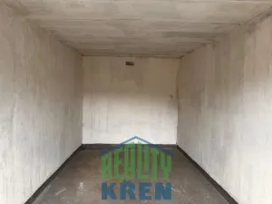 Pronájem garáže, Praha - Michle, Novobohdalecká, 17 m2