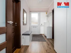 Prodej rodinného domu, Veltrusy, Lomená, 118 m2