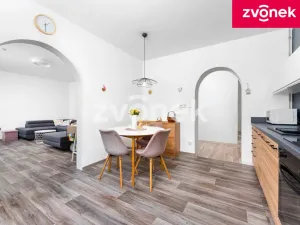 Prodej rodinného domu, Vizovice, 300 m2