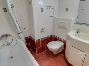 Pronájem atypického bytu, Praha - Prosek, Na pokraji, 68 m2