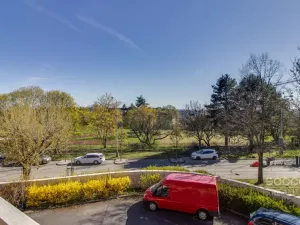 Pronájem atypického bytu, Praha - Prosek, Na pokraji, 68 m2