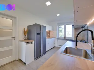 Prodej bytu 3+1, Šumperk, nám. Republiky, 27 m2