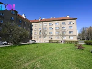 Prodej bytu 3+1, Šumperk, nám. Republiky, 93 m2