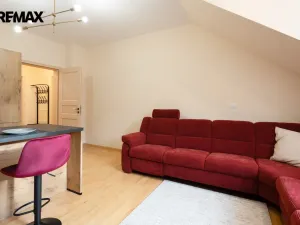 Prodej bytu 5+kk, Karlovy Vary, Sadová, 193 m2