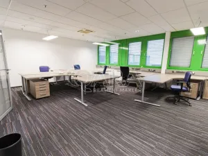 Pronájem kanceláře, Praha - Třebonice, Sárská, 700 m2